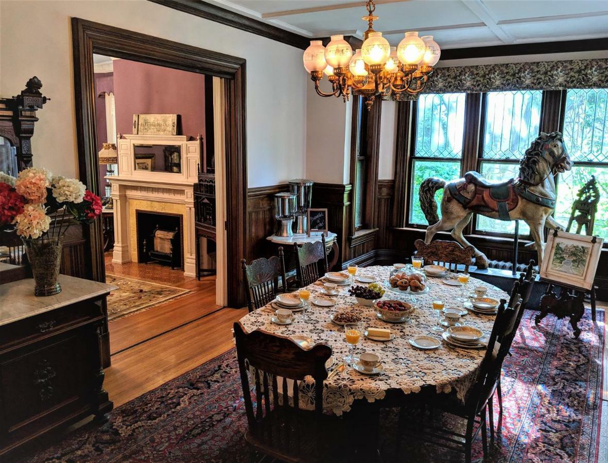Saratoga Dreams Bed And Breakfast サラトガスプリング エクステリア 写真