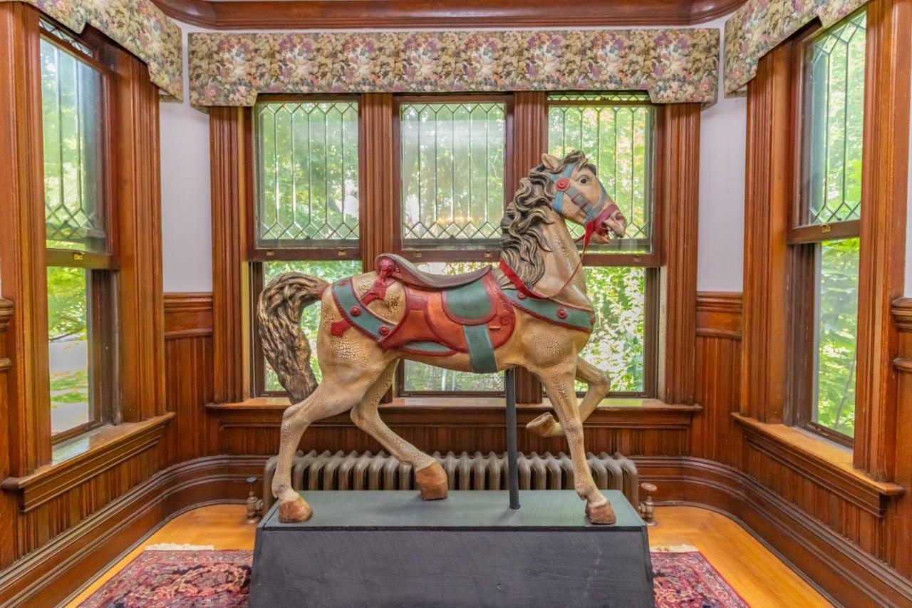 Saratoga Dreams Bed And Breakfast サラトガスプリング エクステリア 写真